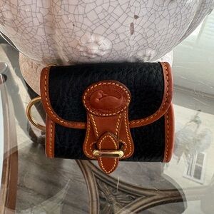 🖤🖤VINTAGE DOONEY & BOURKE ALL WEATHER LEATHER MINI KEY CADDY COIN PURSE!🖤🖤